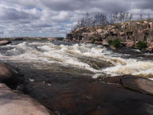 A river with white water

Description automatically generated