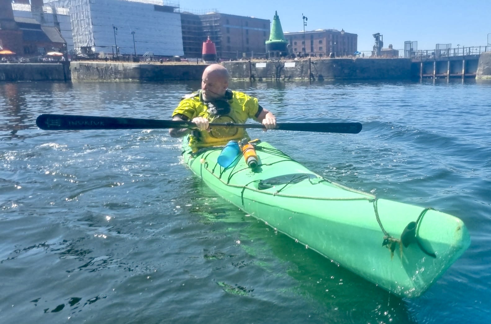 Leisurely docks paddle
